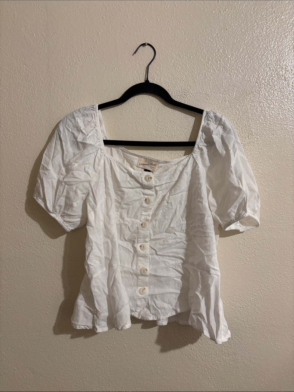 Universal Thread White Button-Up Puff Sleeve Blouse